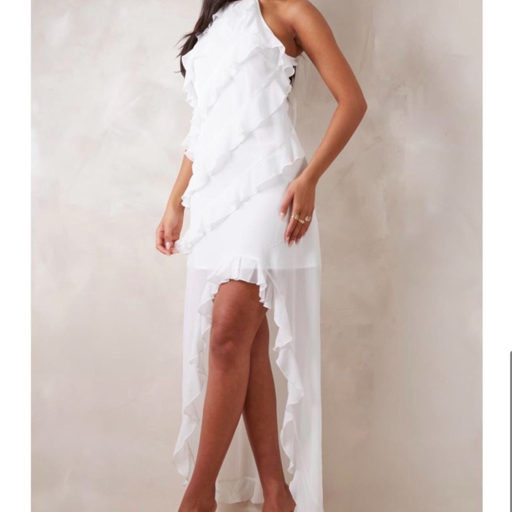 PrettyLittleThing White Ruffle High-Low Maxi Dress
